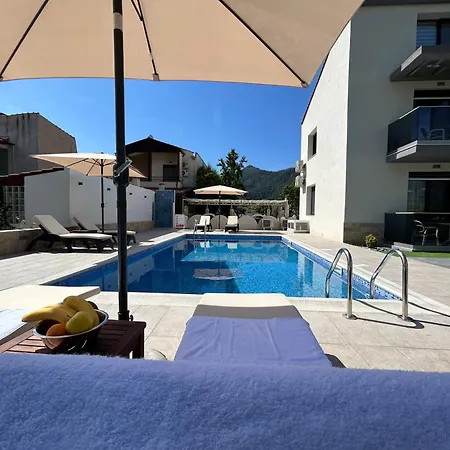 Kataleya Poolside 4*