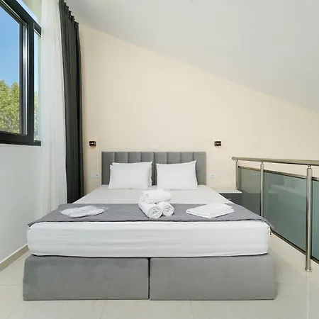 Aparthotel Kataleya Poolside 4*